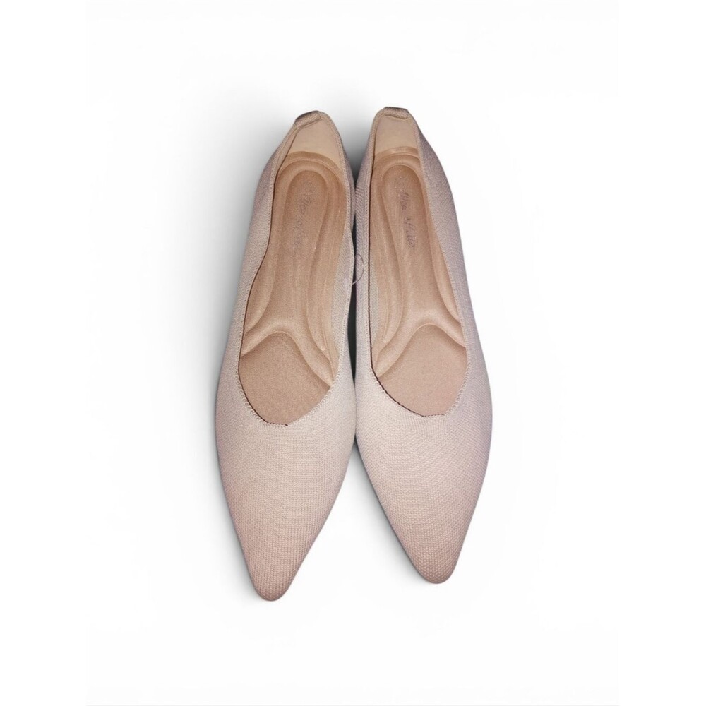 VenusCelia Tan Women's Dalia Flat Shoes Size 11 NWOT - Flaw